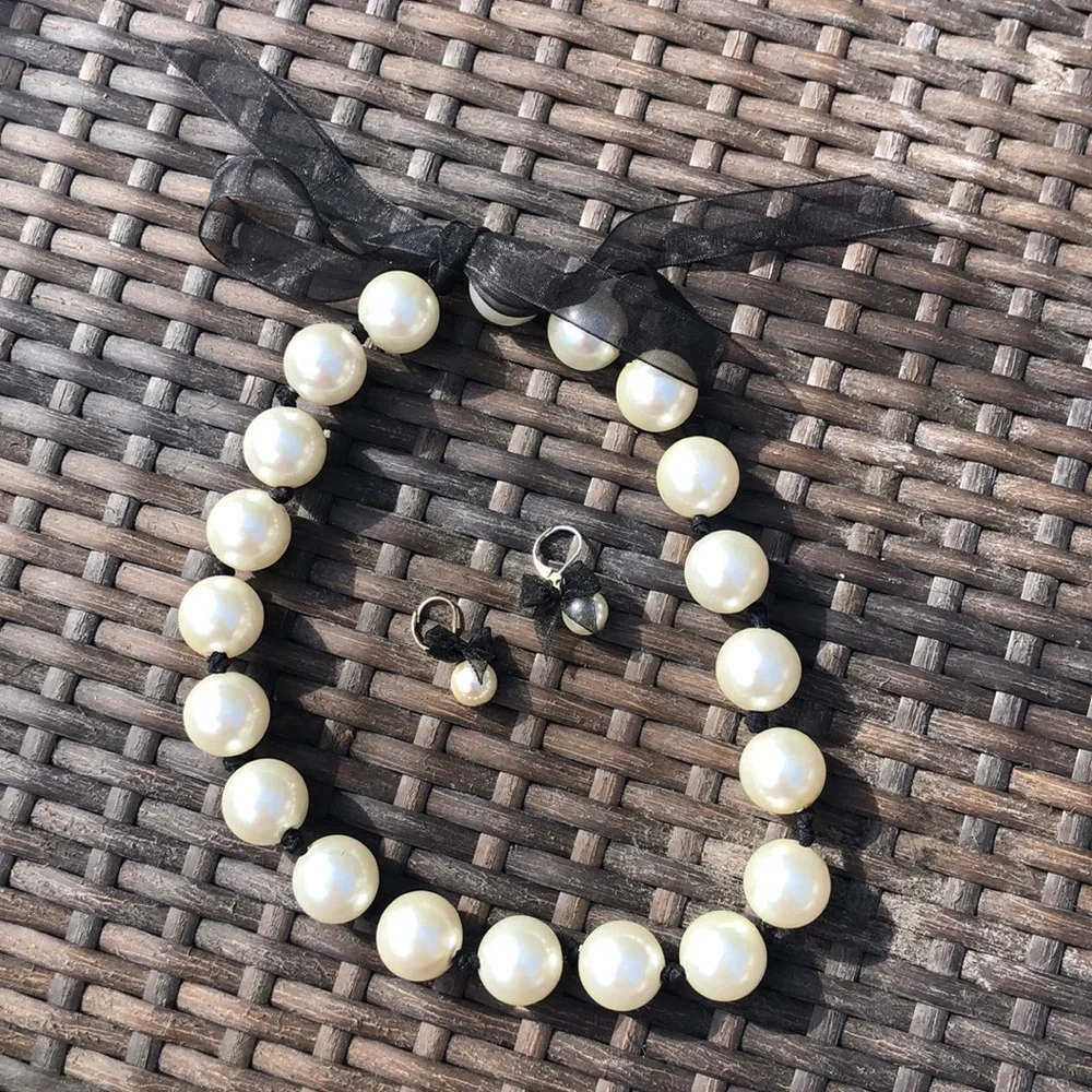 Necklace & earring set